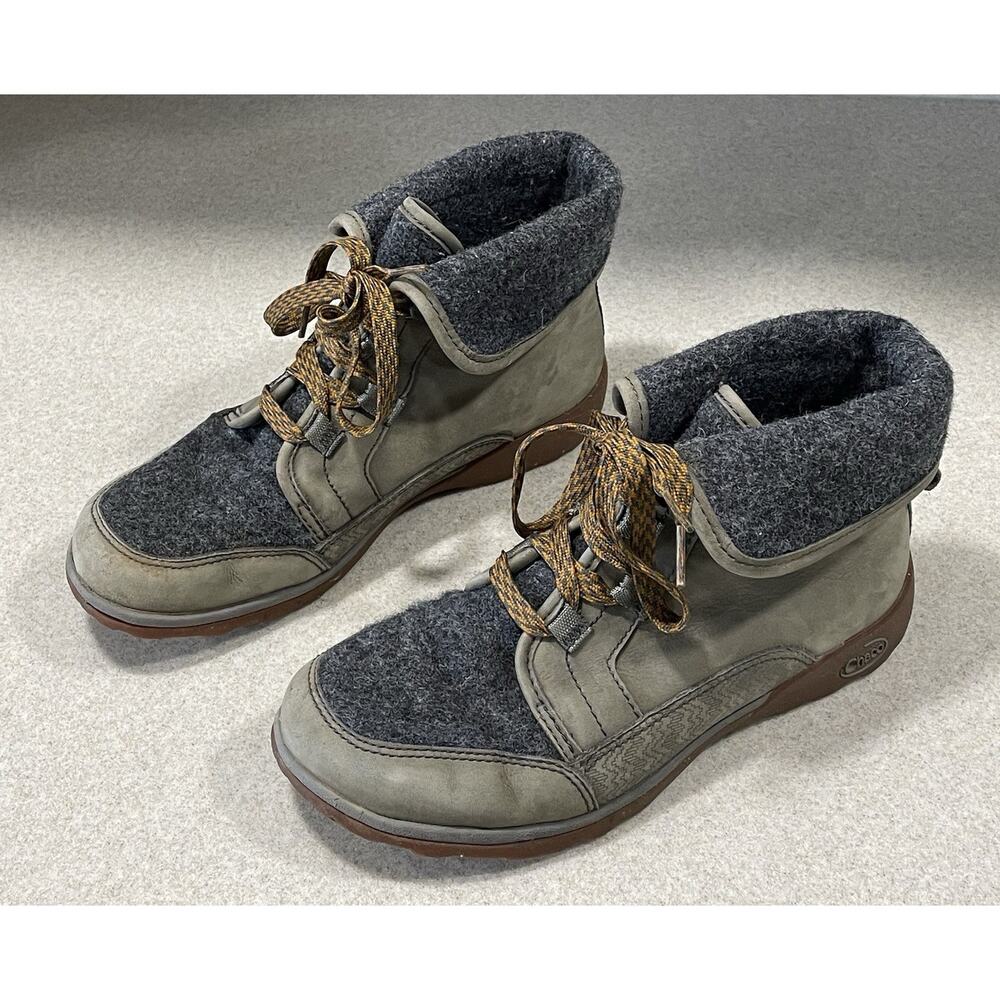 Women’s Gray Wool-Trim Lace-Up Ankle Boots